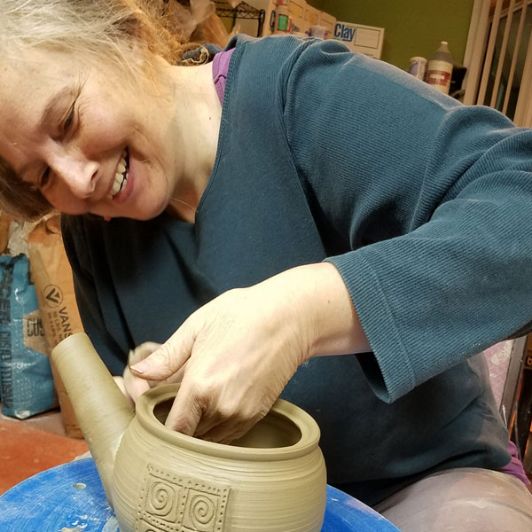 advanced adult pottery with electric pottery wheel